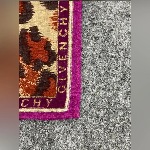 Givenchy Vintage Neck Scarf/Twill Tie Square Patchwork 19 x 19 inches - Picture 6 of 8